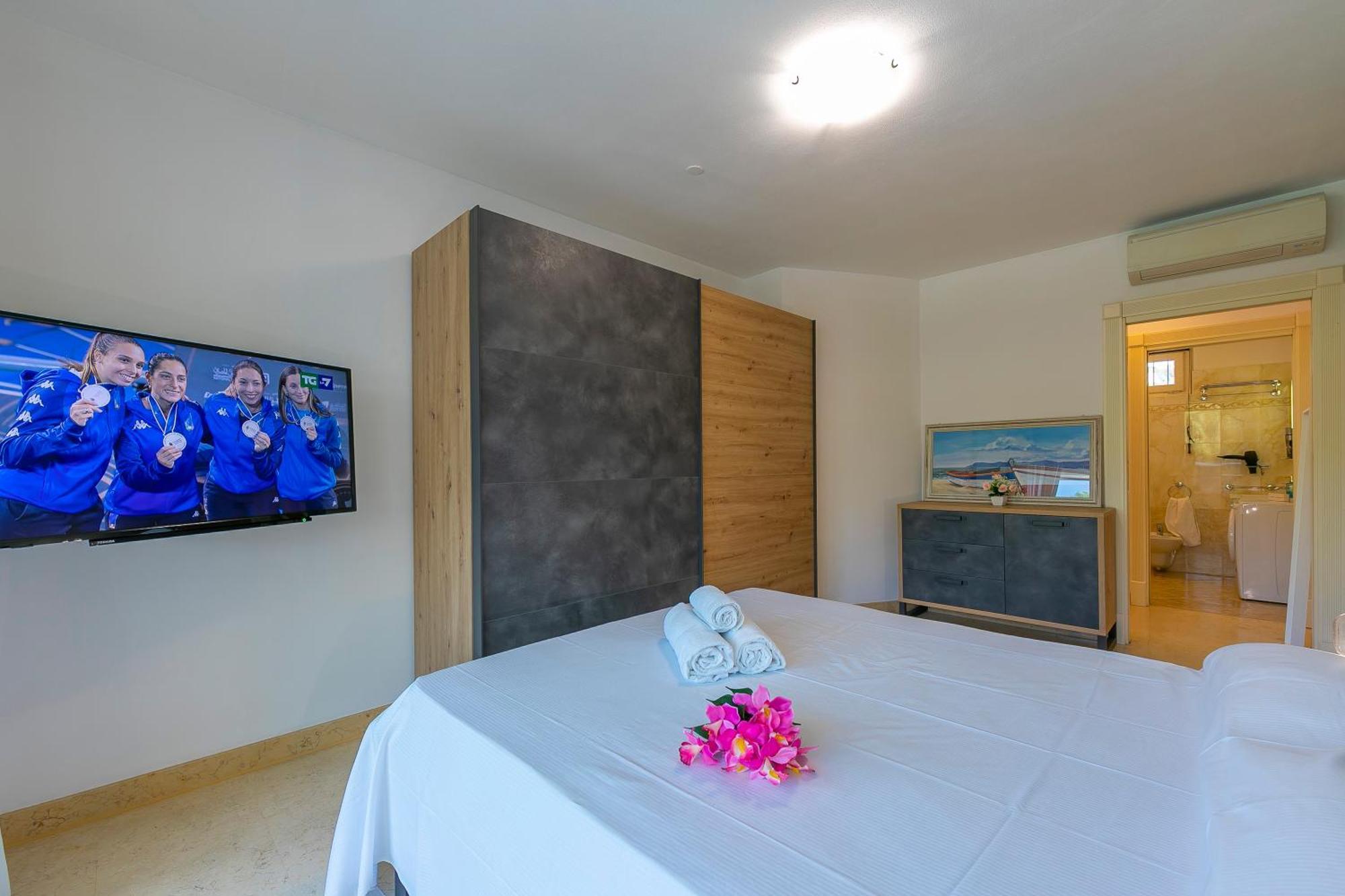 Rivoltella Apt With Pool 600M From Lake - Happy Rentals Desenzano del Garda Exterior foto